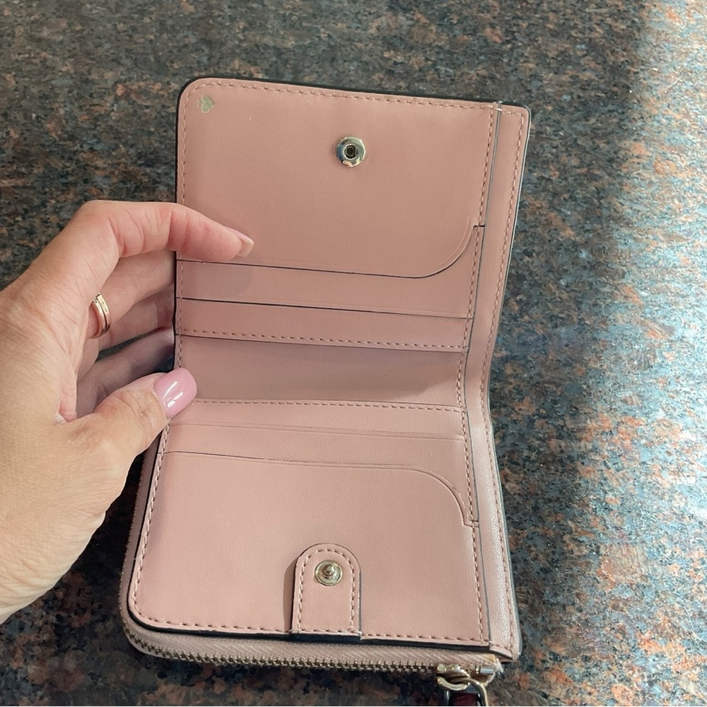 Kate Spade Wallet - Picture 3 of 3